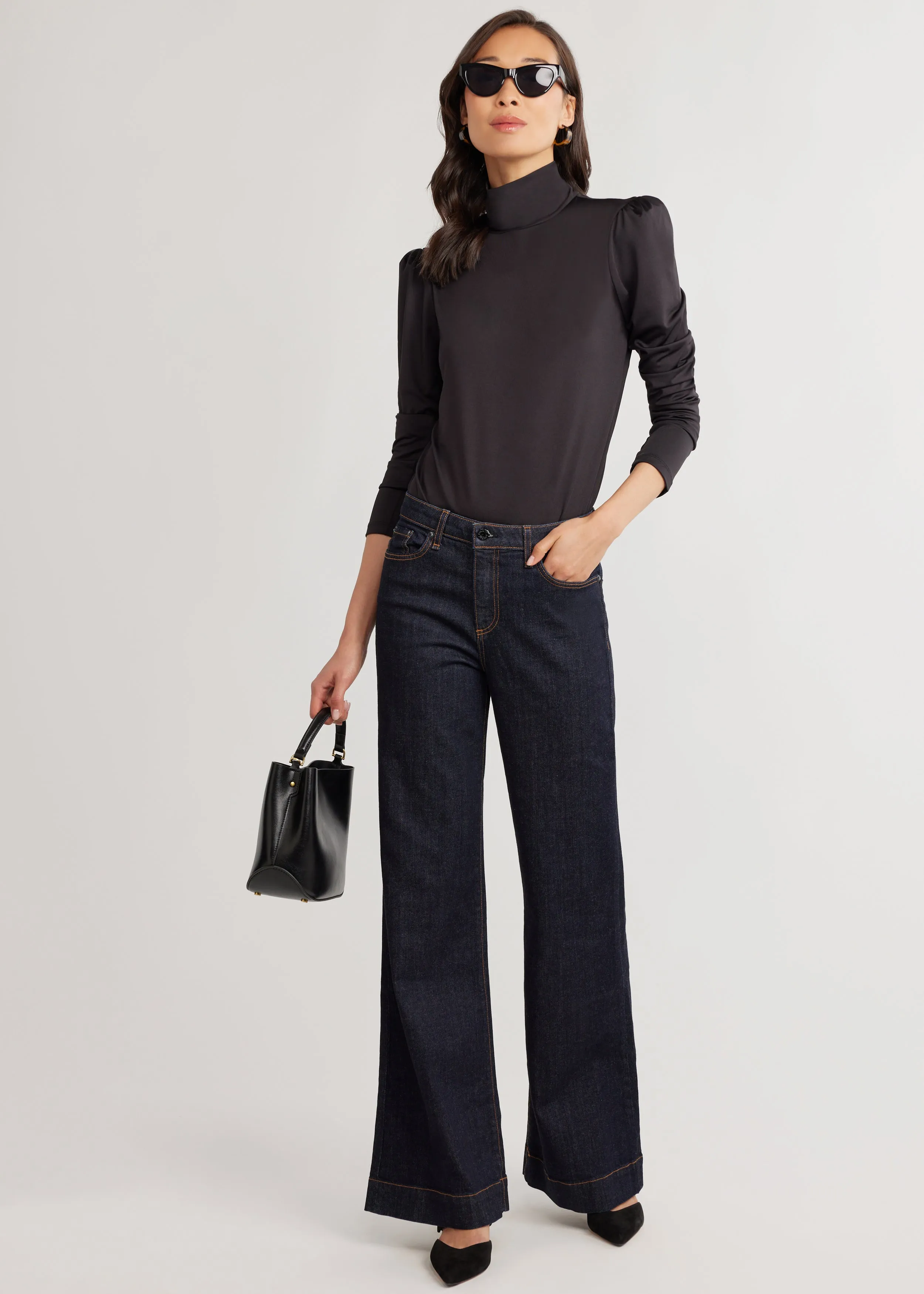 Kiawah Turtleneck in Luxe Stretch (Black)