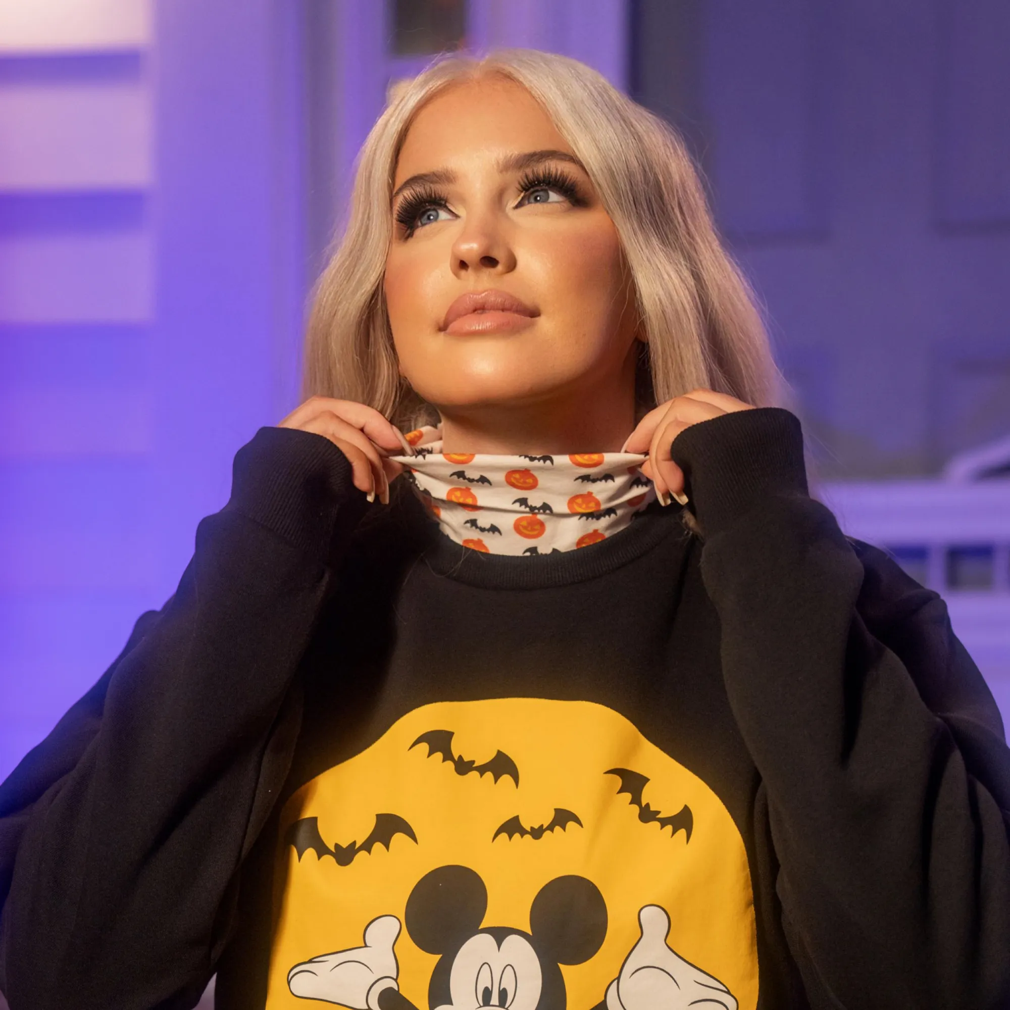 Mickey Pumpkin Collared Crewneck